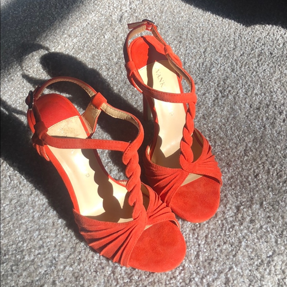 Ivanka Trump High Heel - Picture 2 of 2